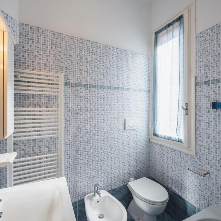 Charming Loft - Central - Steps to the Beach - AC - Appartamento con 1 Camera da Letto - 50