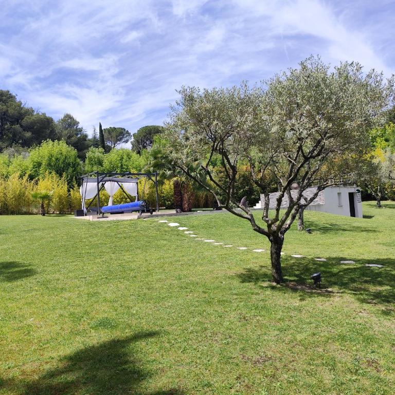 Chamarte villa piscine chauffées jardin clôturé Aix en Provence - Villa avec Piscine Privée - 22
