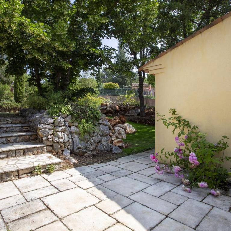 Villa la quietude - Chambre Double avec Salle de Bains Privative - 2