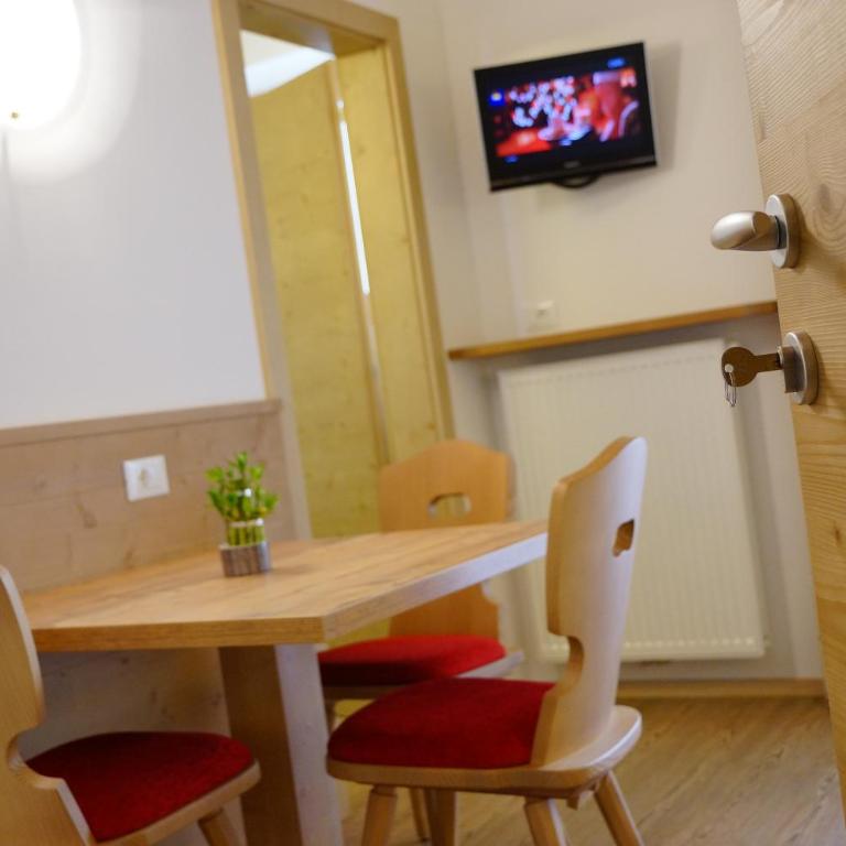 Apartments. Ambria - Studio avec Balcon - 16