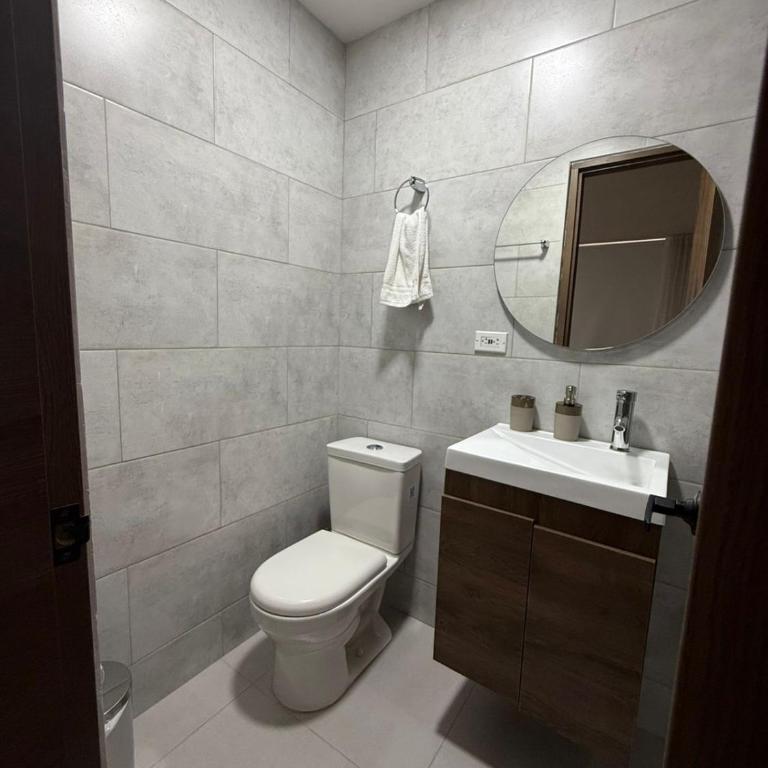 Lofts Medellin-Laureles - Deluxe One-Bedroom Apartment with City View - 5