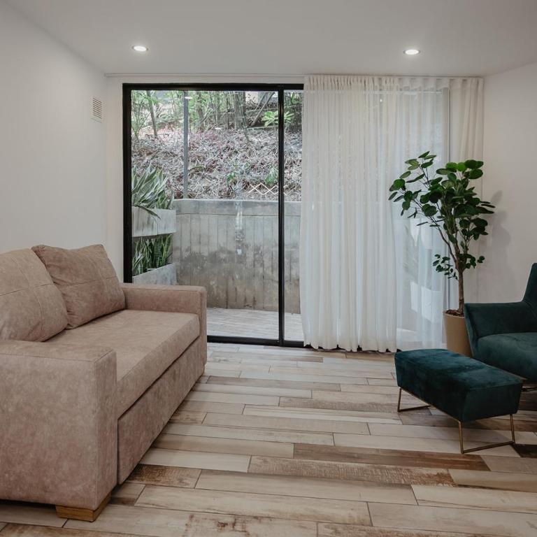 Nomadic Boutique Living and Experience Center - Deluxe One-Bedroom Apartment - 7