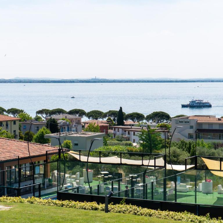 Ausblick Lazise Gardasee - Ferienhaus mit Seeblick, Infinity Pool, Garten und Garage - Casa con 2 Camere da Letto - 87