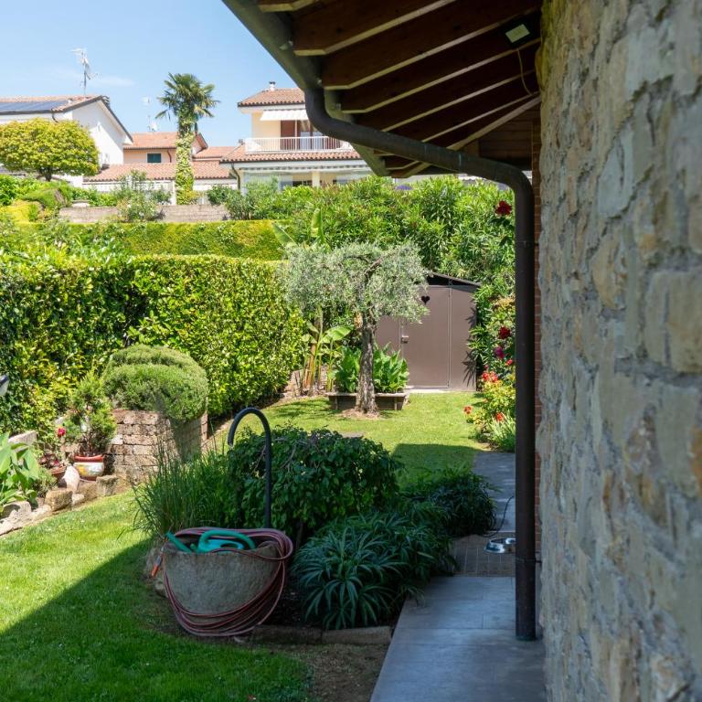 Ausblick Lazise Gardasee - Ferienhaus mit Seeblick, Infinity Pool, Garten und Garage - Casa con 2 Camere da Letto - 35