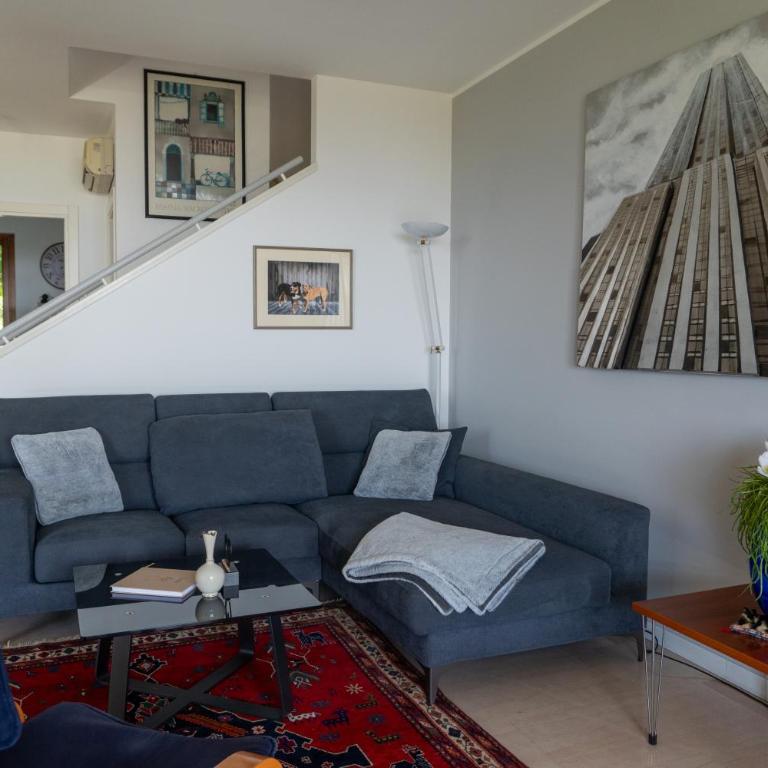 Ausblick Lazise Gardasee - Ferienhaus mit Seeblick, Infinity Pool, Garten und Garage - Casa con 2 Camere da Letto - 17