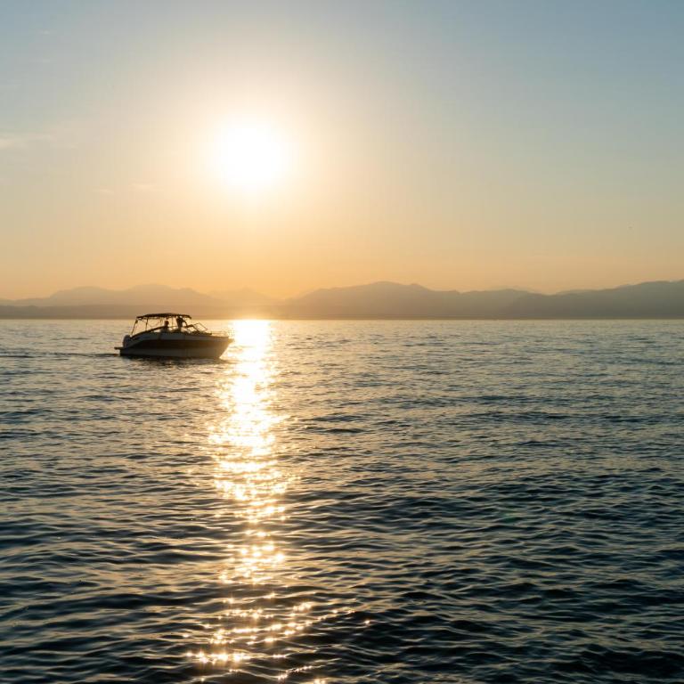 Ausblick Lazise Gardasee - Ferienhaus mit Seeblick, Infinity Pool, Garten und Garage - Casa con 2 Camere da Letto - 43
