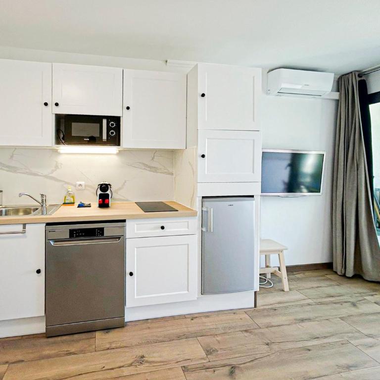 Élégance Azuréenne - piscine et parking - Appartement 1 Chambre - 6