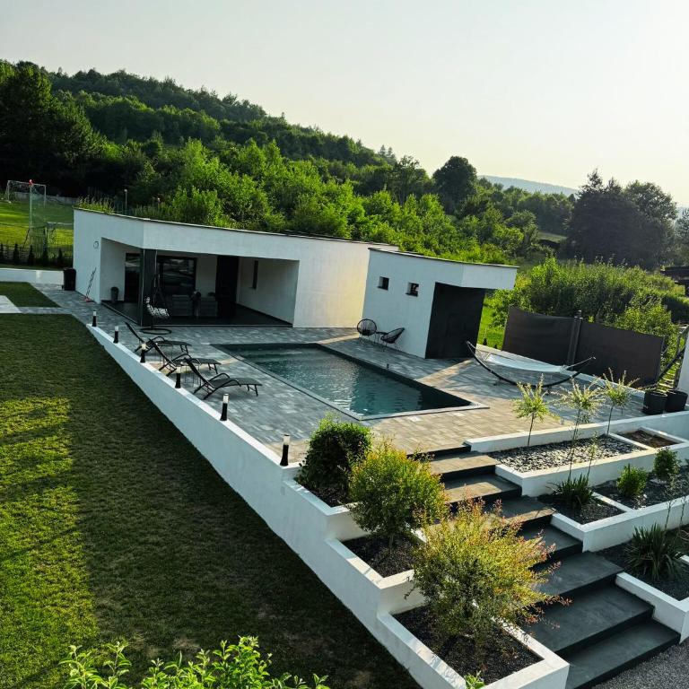 Villa Eden Bihać - Two-Bedroom Villa - 2