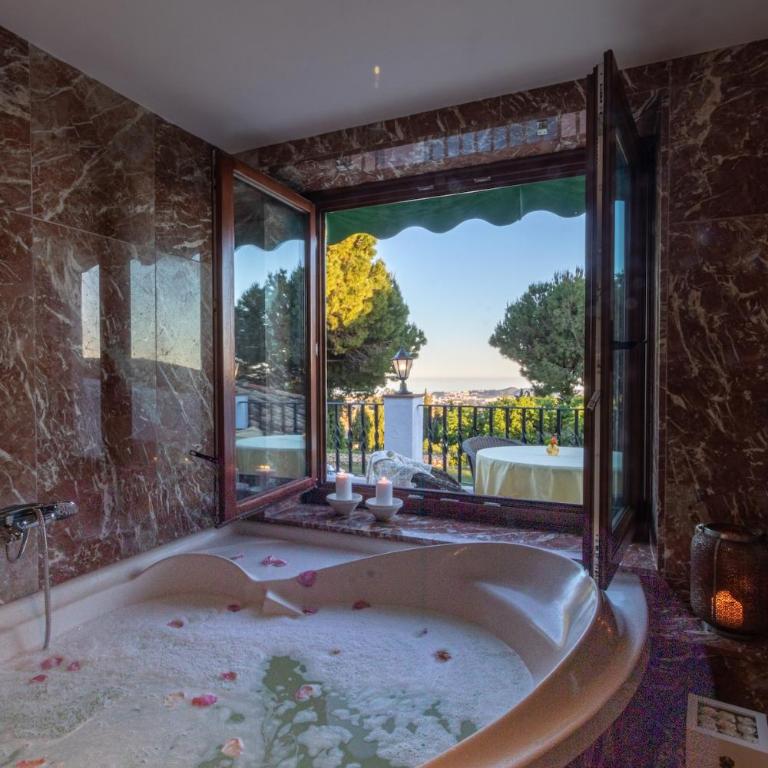 LYX HOMES Villa in Mijas with private heated pool - Villa - 18