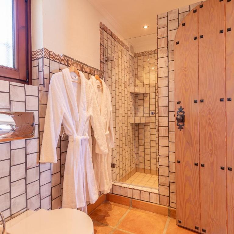 LYX HOMES Villa in Mijas with private heated pool - Villa - 24