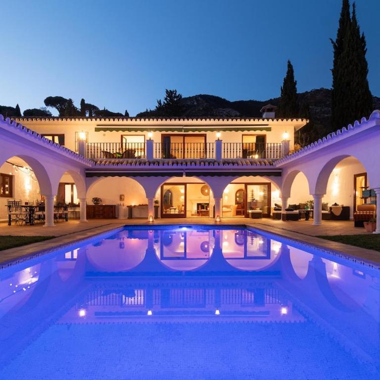 LYX HOMES Villa in Mijas with private heated pool - Villa - 61
