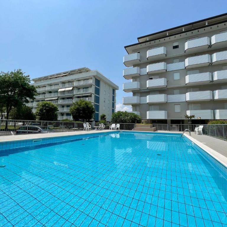 Flat with excellent location - Appartamento - 10