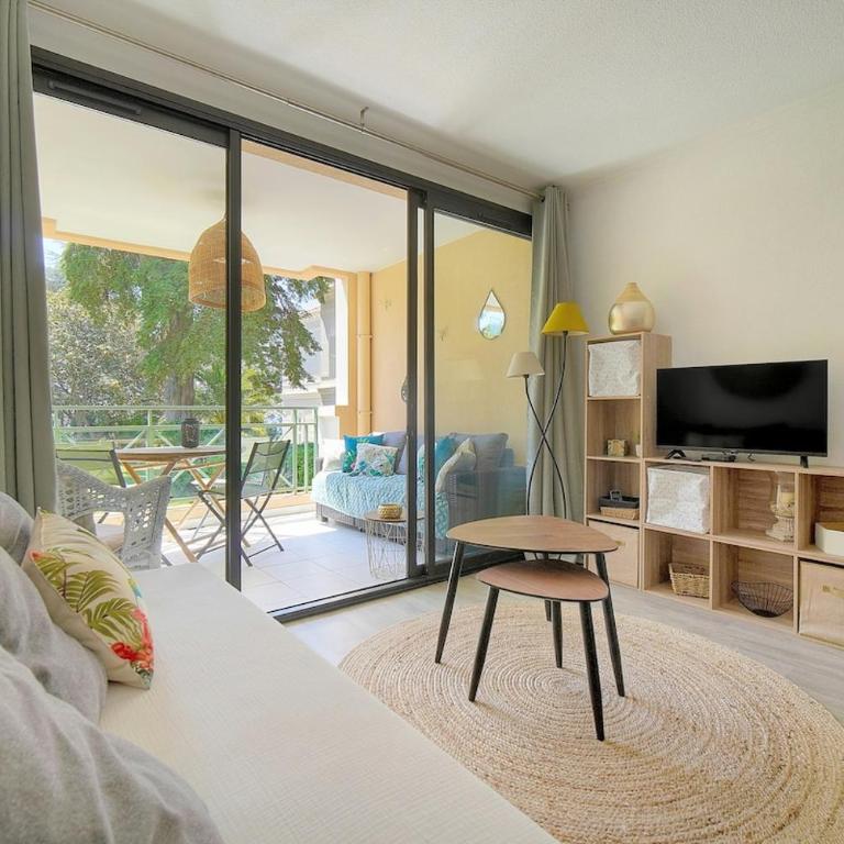 Villa Francia 2P with splendid pool -private rental - Appartement 1 Chambre - 8