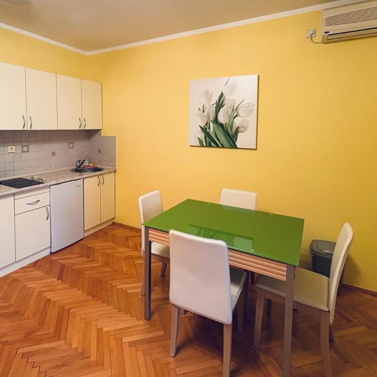 Blue Pearl - Two-Bedroom Apartment - 4