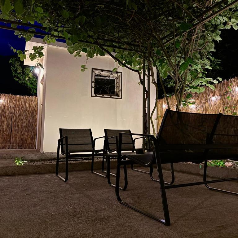 Spin Inn - Two-Bedroom House - 25