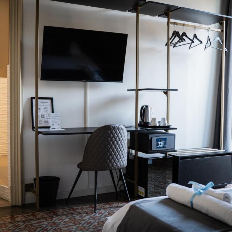 Celeste Rooms - Boutique B&B with Breakfast near Via Etnea - Double Room with Private Bathroom - 5