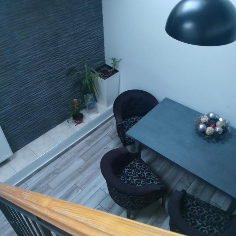 Pop Art S Apartment - Two-Bedroom Apartment - 19