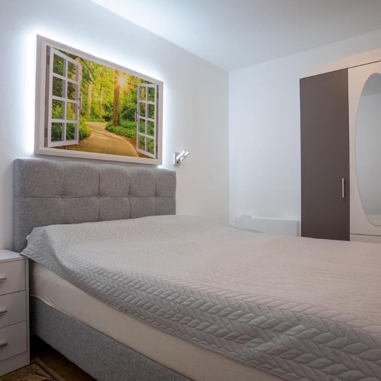 Urban Base - One-Bedroom Apartment - 9