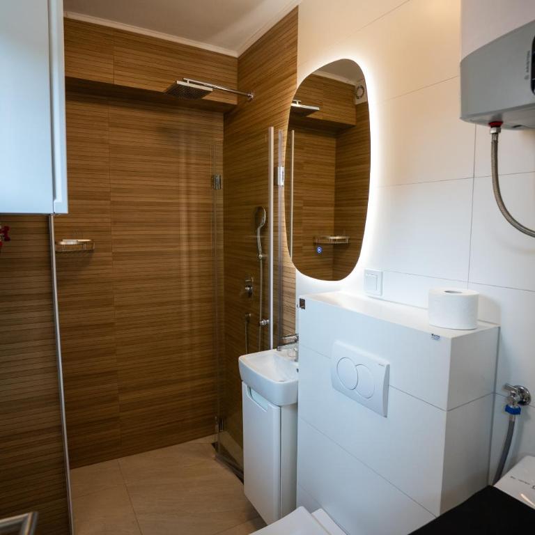 Urban Base - One-Bedroom Apartment - 35