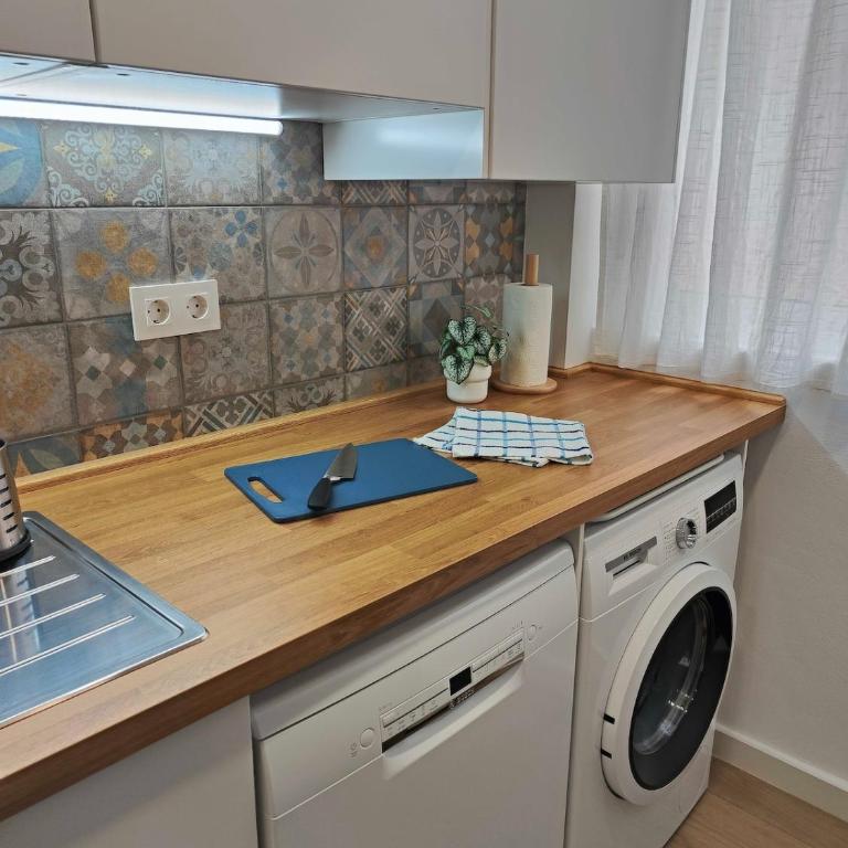 Apartamento La Casica Beach Poniente - Apartamento de 2 dormitorios con terraza - 16