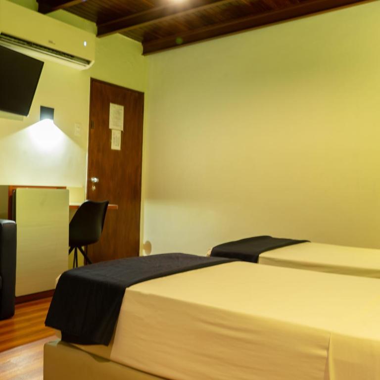 Hotel El Arroyo - Superior Suite - 5