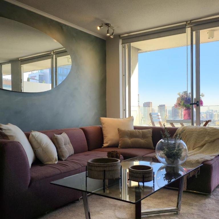 Depto con calefacción a pasos del Parque Arauco - Apartamento de 2 dormitorios - 9