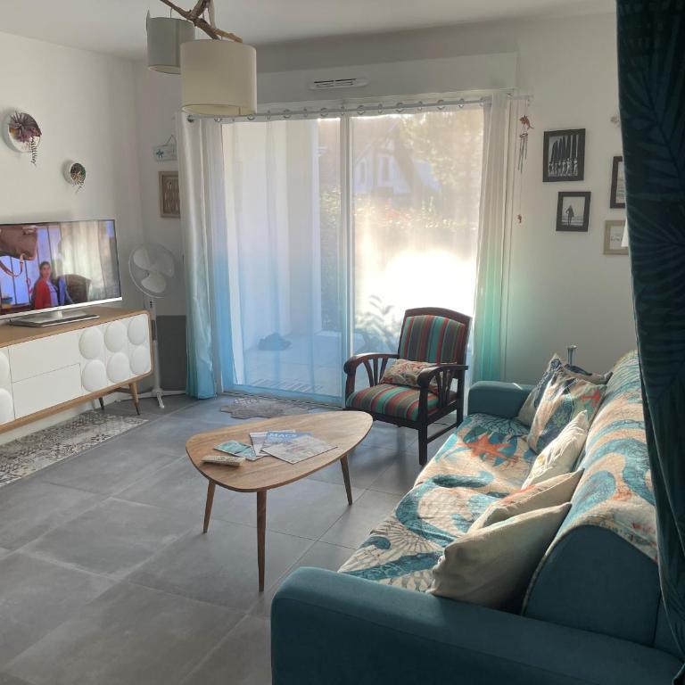 Appartement de standing avec jardin privatif, proche du lac et du centre, parking inclus - One-Bedroom Apartment - 23