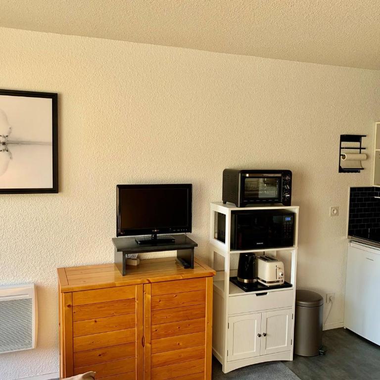Chalet 24m², 4 pers, balcon sud, parking privatif, aux pieds des pistes Les Menuires - FR-1-344-1224 - Apartment - 4