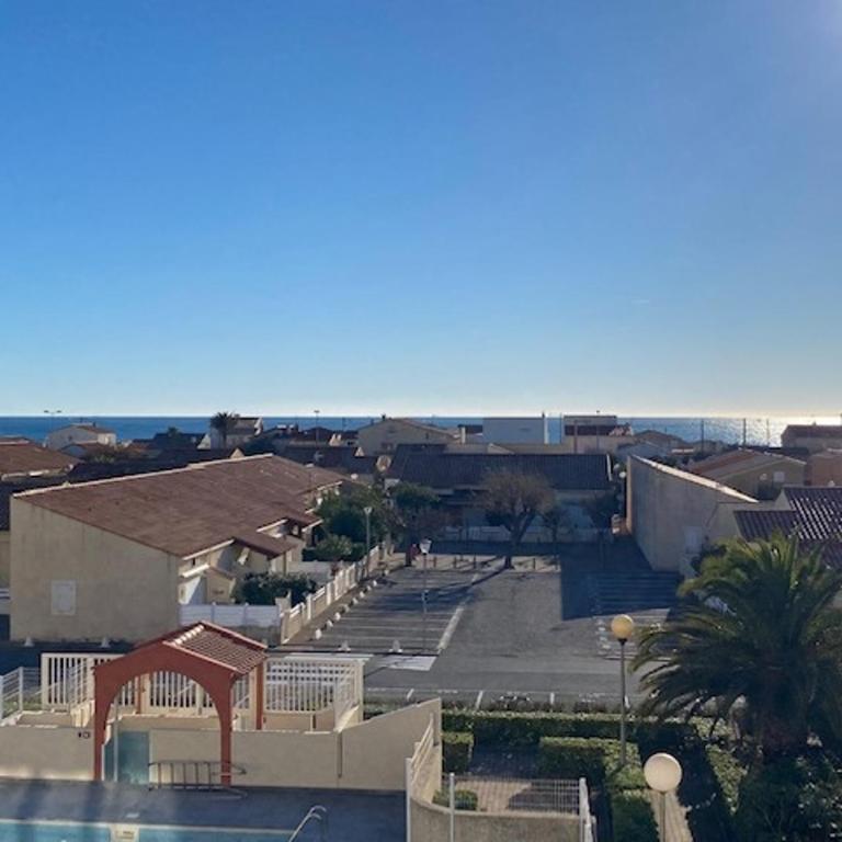 T3 Mezzanine avec Piscine à 200m de la Plage, Parking Inclus - 6 Pers - FR-1-795-2 - Apartamento - 13