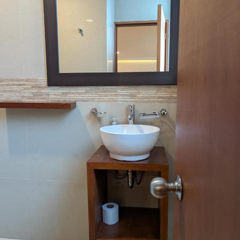 Casa Donceles Apartments and Suites, Alojamientos ideales para familias y grupos - Two-Bedroom Apartment 7 - 8