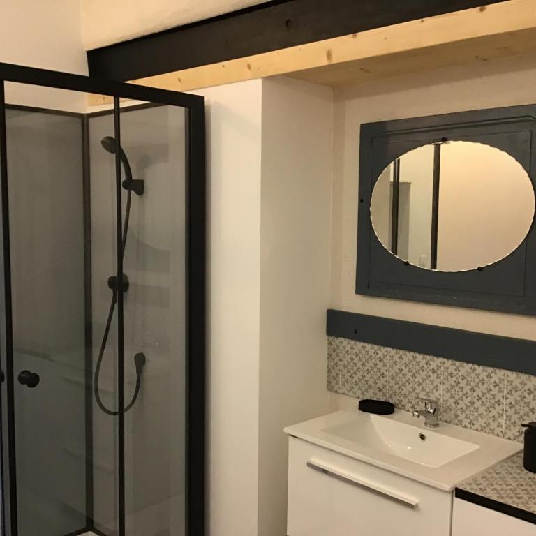 Charmant studio Vias village - Appartement 1 Chambre - 15
