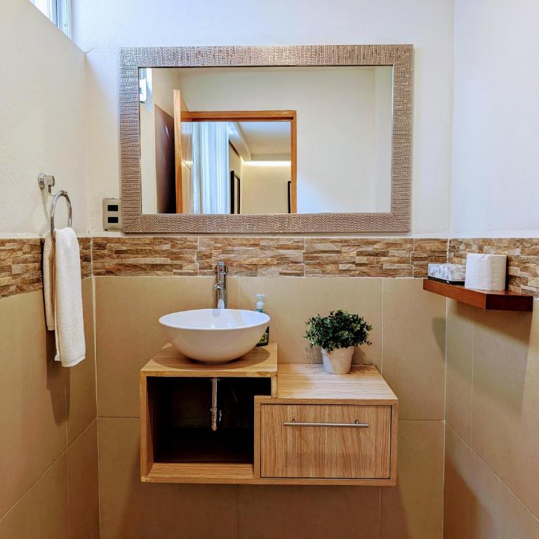 Casa Donceles Apartments and Suites, Alojamientos ideales para familias y grupos - Two-Bedroom Apartment 5 - 3