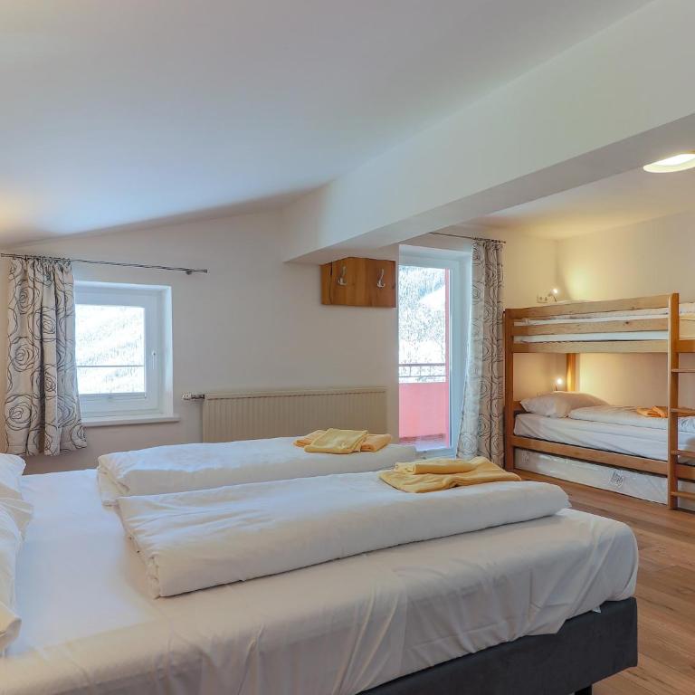 Luxurious Holiday Home in Krimml with Sauna - Ferienhaus mit 6 Schlafzimmern - 15