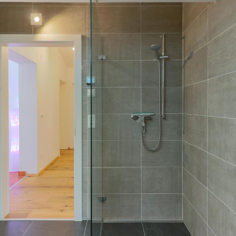 Luxurious Holiday Home in Krimml with Sauna - Ferienhaus mit 6 Schlafzimmern - 23