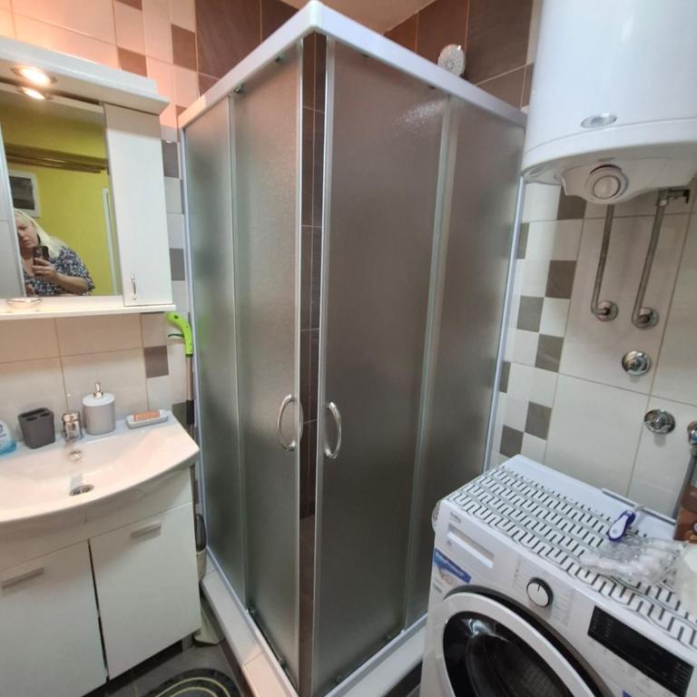 DMB Apartments - Two-Bedroom Apartment - 6