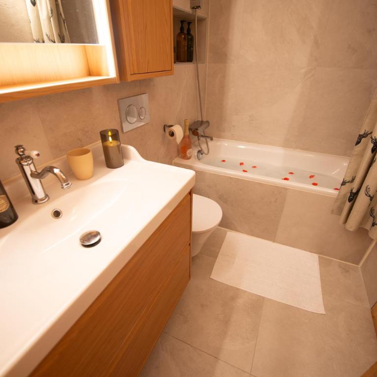 Clouds Apartment Alpin Luxury View and Pool - Apartment mit 2 Schlafzimmern und Bergblick - 21