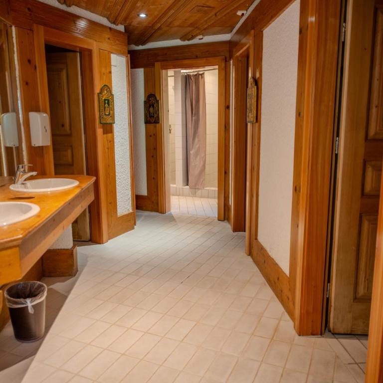 Clouds Apartment Alpin Luxury View and Pool - Apartment mit 2 Schlafzimmern und Bergblick - 57