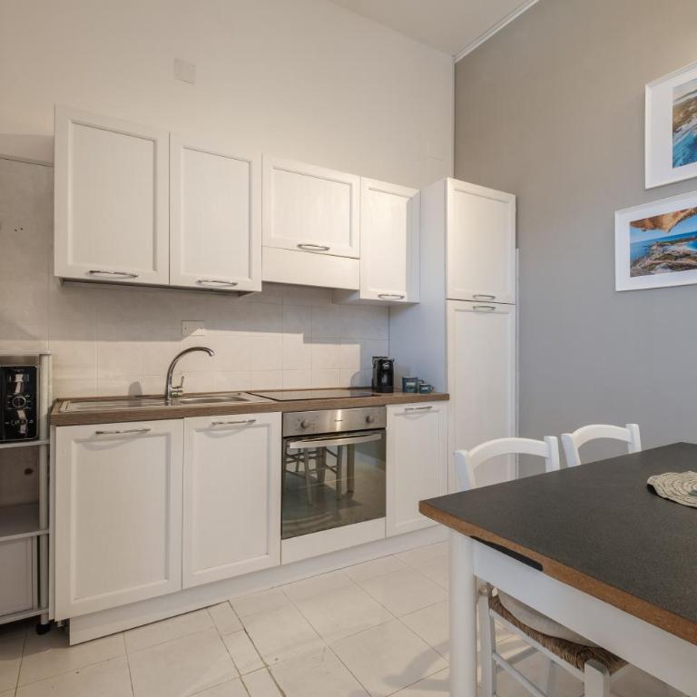 Panoramic view - Moderno con terrazza e Wi-Fi - One-Bedroom Apartment - 5
