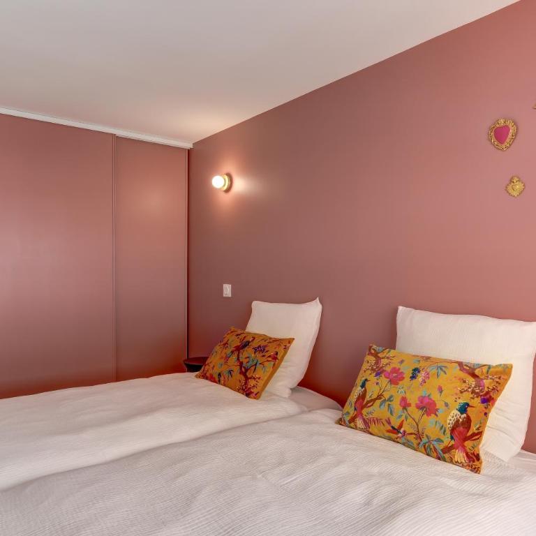 Le Velours 2 bedrooms 4 beds central - Two-Bedroom Apartment - 3