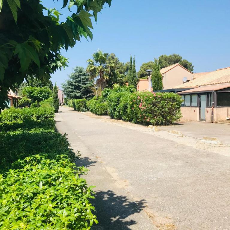 Notre Patio - Maisonette climatisée proche plage - Two-Bedroom House - 14