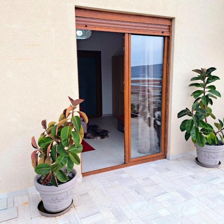 KAVA STAR apartment - Two-Bedroom Apartment - 9