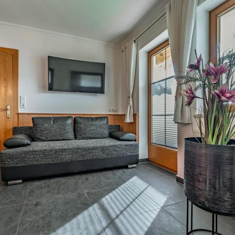 Appartement Sonne im Ferienhaus Johanna - Mayrhofen-Hippach- In der Nähe von der Skipiste - Apartment mit 2 Schlafzimmern und Bergblick - 6