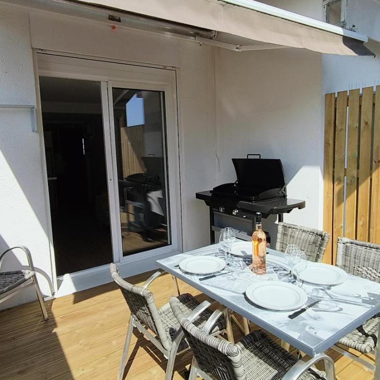 Appartement Vue Bassin - Appartement 2 Chambres - Vue sur Mer - 3
