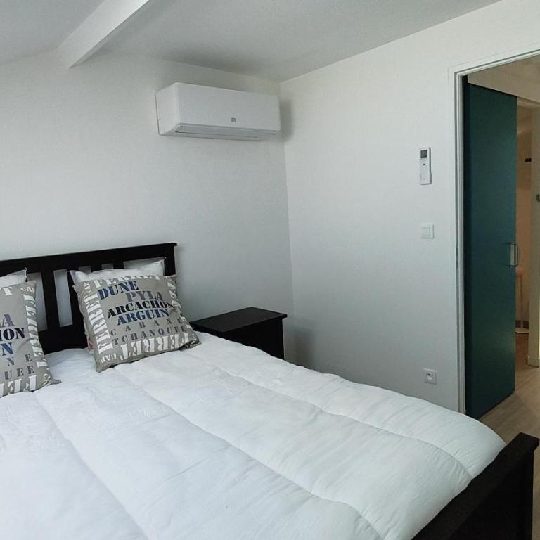 Appartement Vue Bassin - Appartement 2 Chambres - Vue sur Mer - 7
