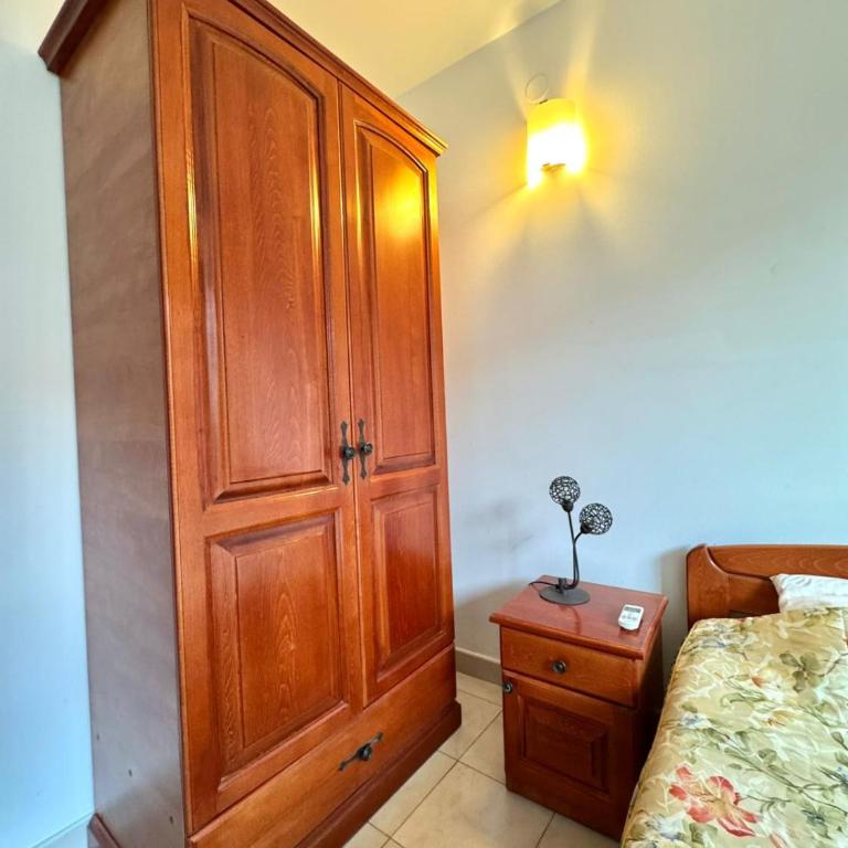 The Four Fish - Two-Bedroom Apartment - 9