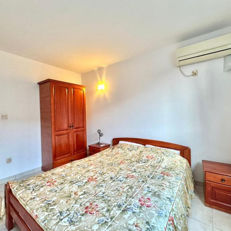 The Four Fish - Two-Bedroom Apartment - 2