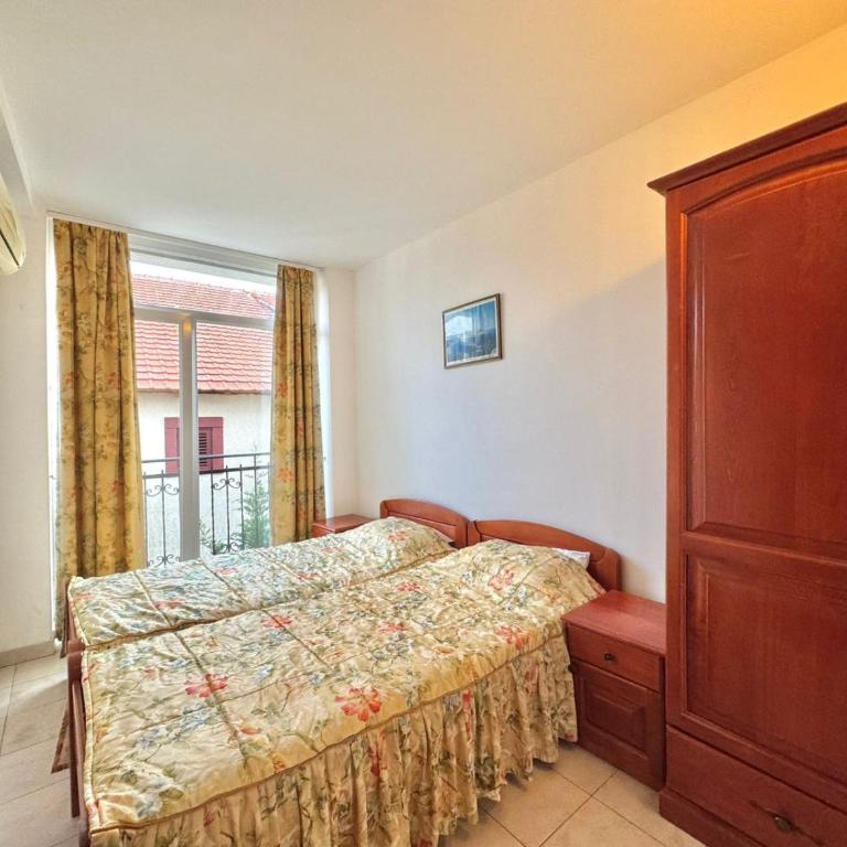 The Four Fish - Two-Bedroom Apartment - 1