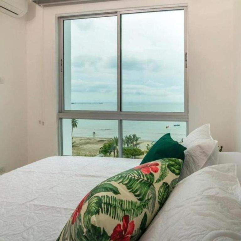 Apto De 3 Hab con Vista y Salida directa Al Mar en Coveñas - Three-Bedroom Apartment - 13