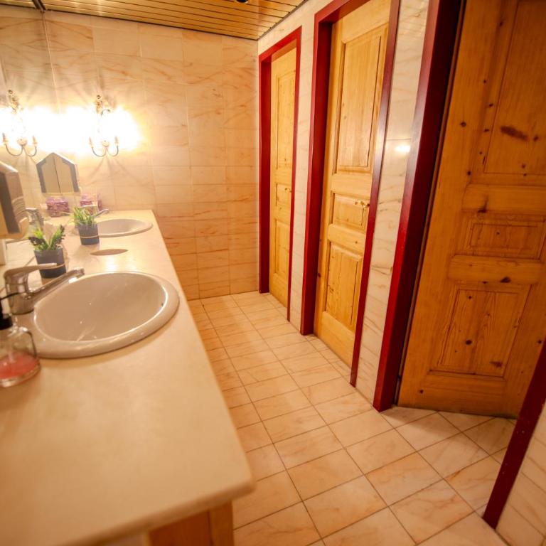 Clouds Studio Alpin Luxury View and Pool - Apartment mit 1 Schlafzimmer, Balkon und Bergblick - 28