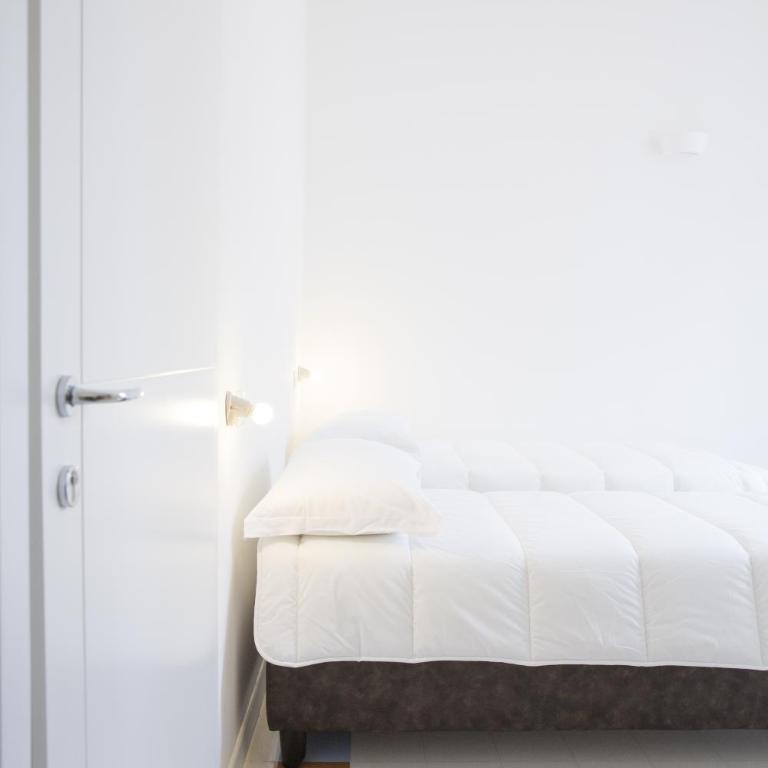 B&B Angioy 18 - Double or Twin Room - 5